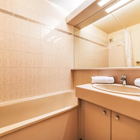 Daire Les Marines-16 By Interhome