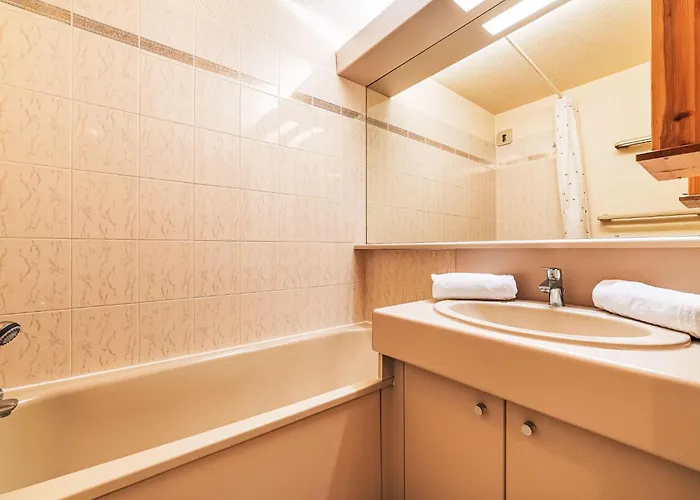 Apartment Les Marines-16 By Interhome